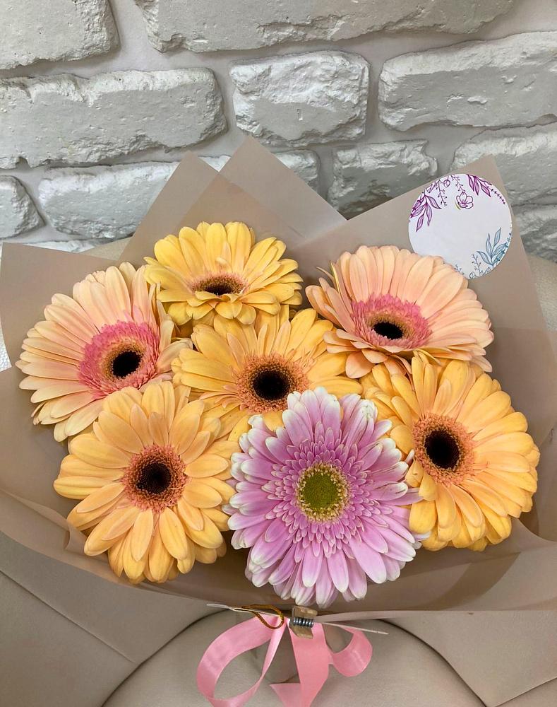 Букет цветов из: Герберы в Южно-Сахалинске