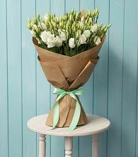 Букет цветов из:  Лизиантусы в Южно-Сахалинске