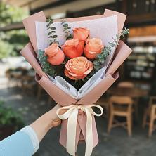 Букет цветов из:  Розы в Южно-Сахалинске