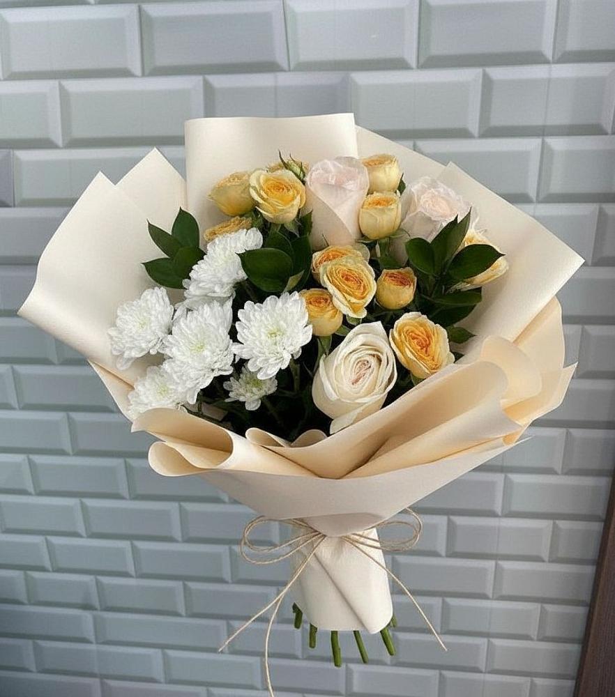Букет цветов из: Розы и Хризантемы в Южно-Сахалинске