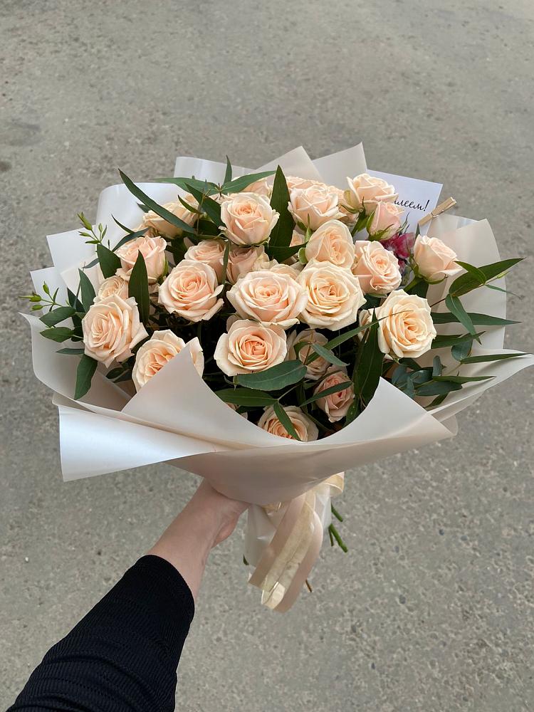 Букет Кремовые розы Латте в Южно-Сахалинске