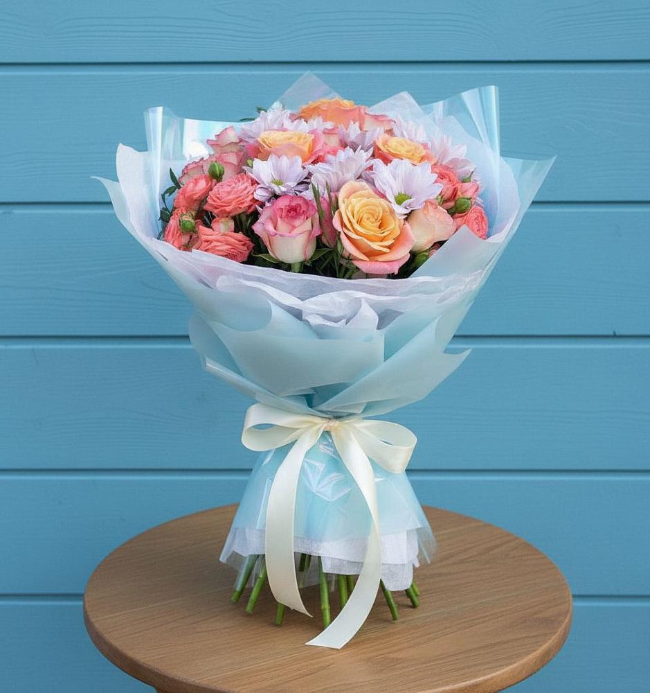 Букет цветов из: Хризантемы и Розы в Южно-Сахалинске