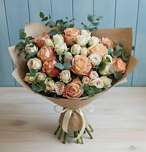 Букет цветов из:  Альстромерии и Розы #REPLACE_PRED# Южно-Сахалинске